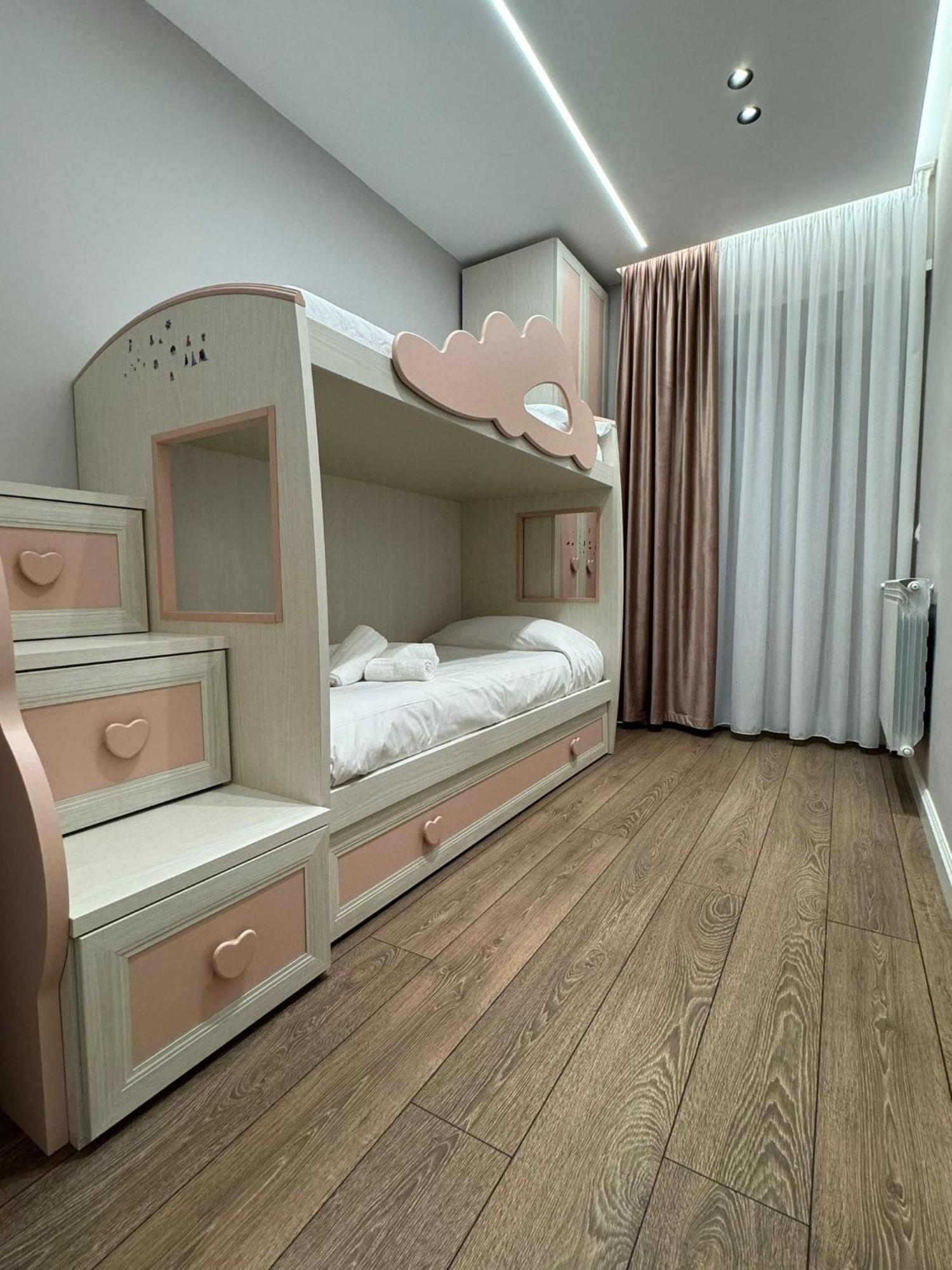 Sole Roman House מראה חיצוני תמונה