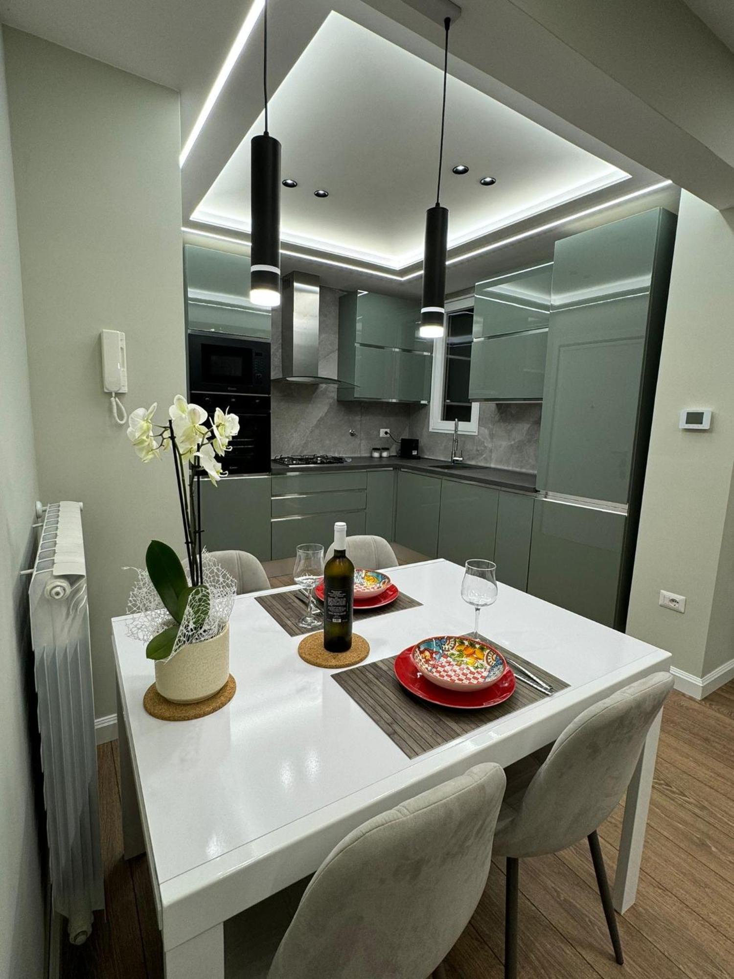 Sole Roman House מראה חיצוני תמונה